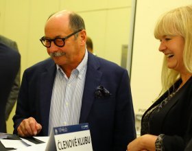 Bohuslav Přikryl, viceprezident CSG Aerospace a.s. (51)